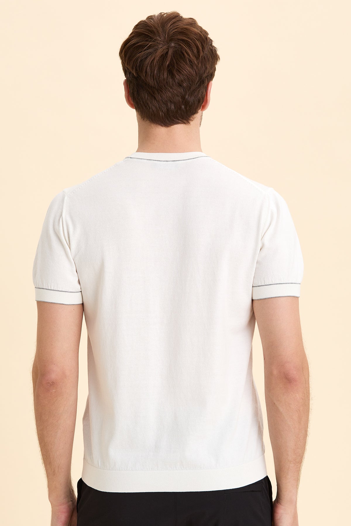 Off White Crew Neck Short Sleeve Knitwear