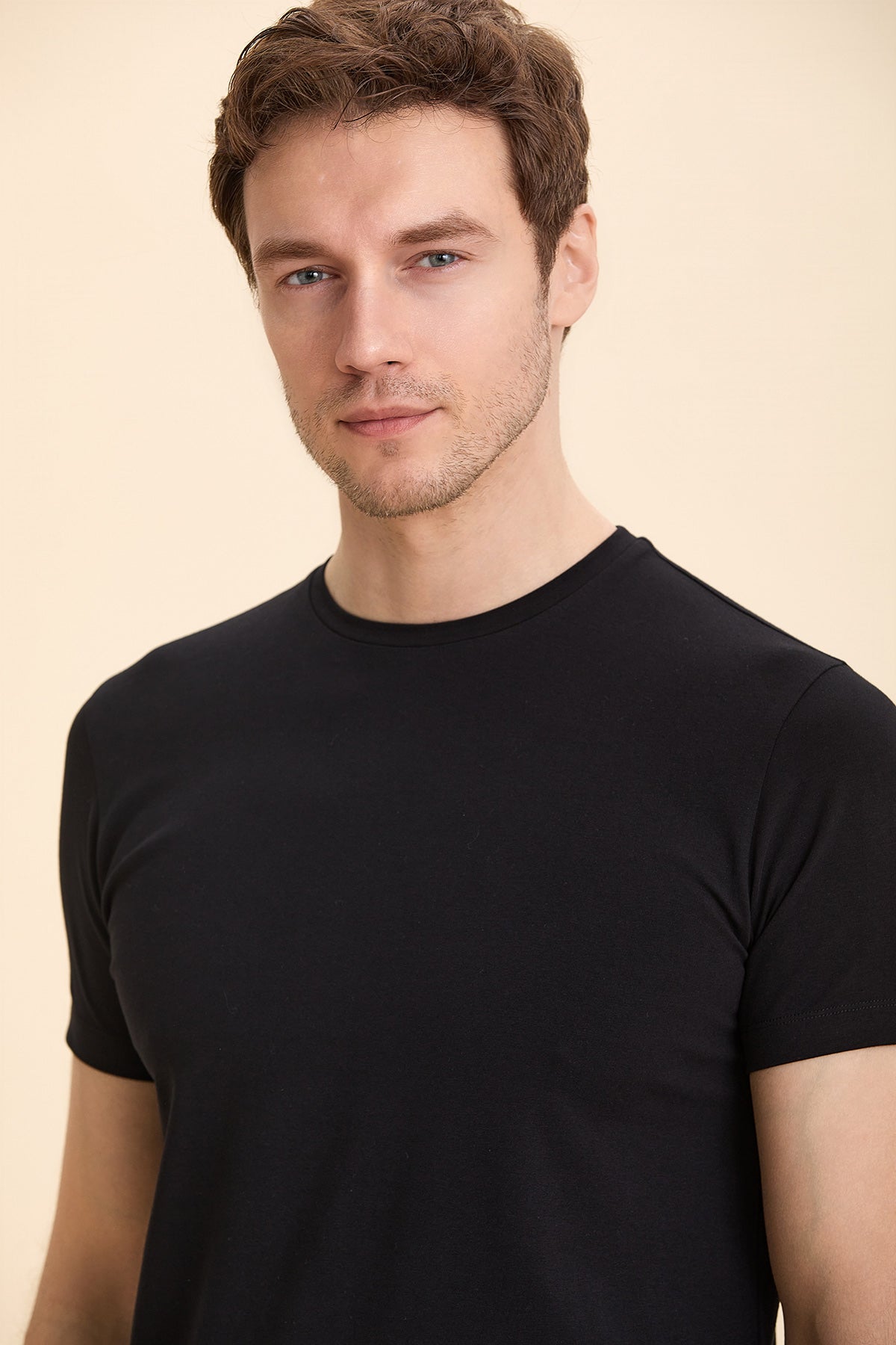 Black Basic T-Shirt